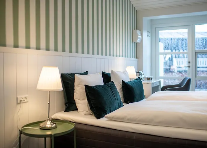 Knudhule Hotel Ry
